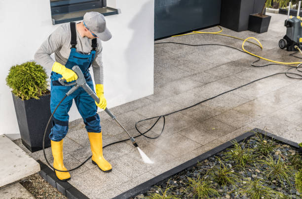Why Choose Our Certified Pressure Washing Experts for Your Project Needs in Morgantown, MS?